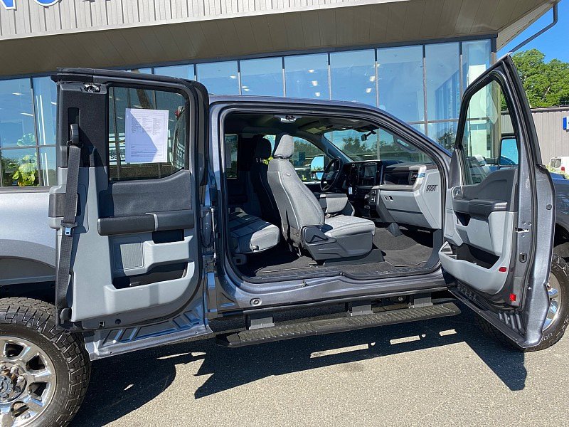 Certified 2024 Ford F350 XL w/ STX Appearance Package AWD/4WD image 10