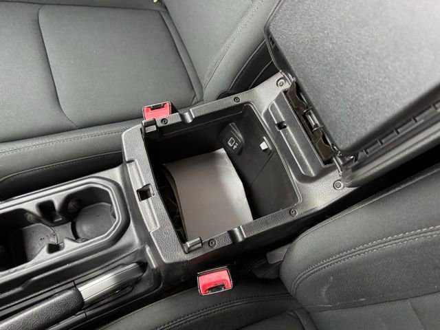 Used 2018 Jeep Wrangler Unlimited Sahara w/ Cold Weather Group image 24