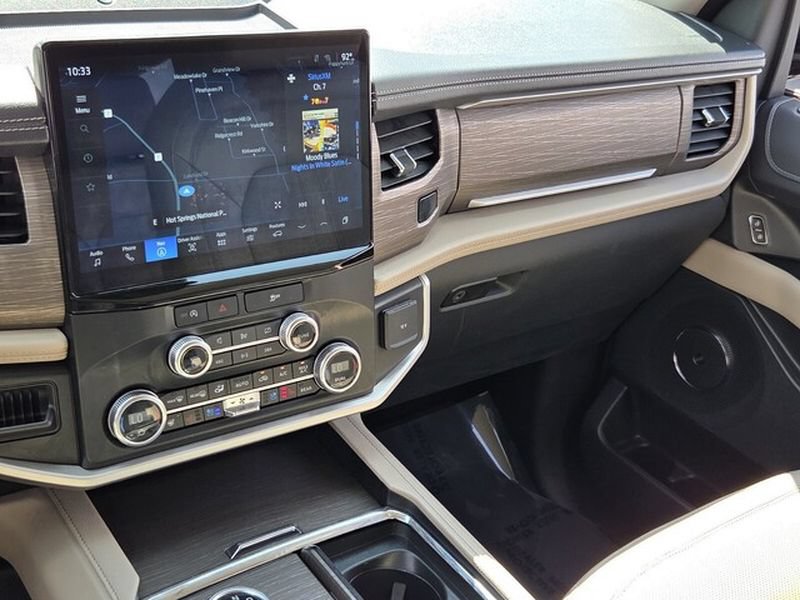 Certified 2024 Ford Expedition Limited AWD/4WD image 26