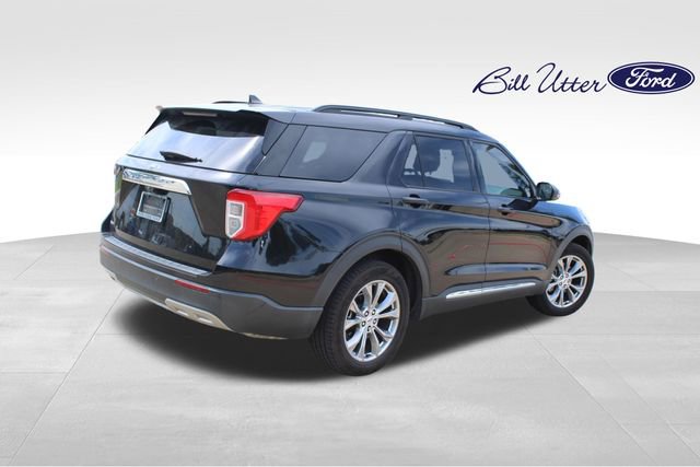 Certified 2022 Ford Explorer XLT w/ Equipment Group 202A RWD image 5