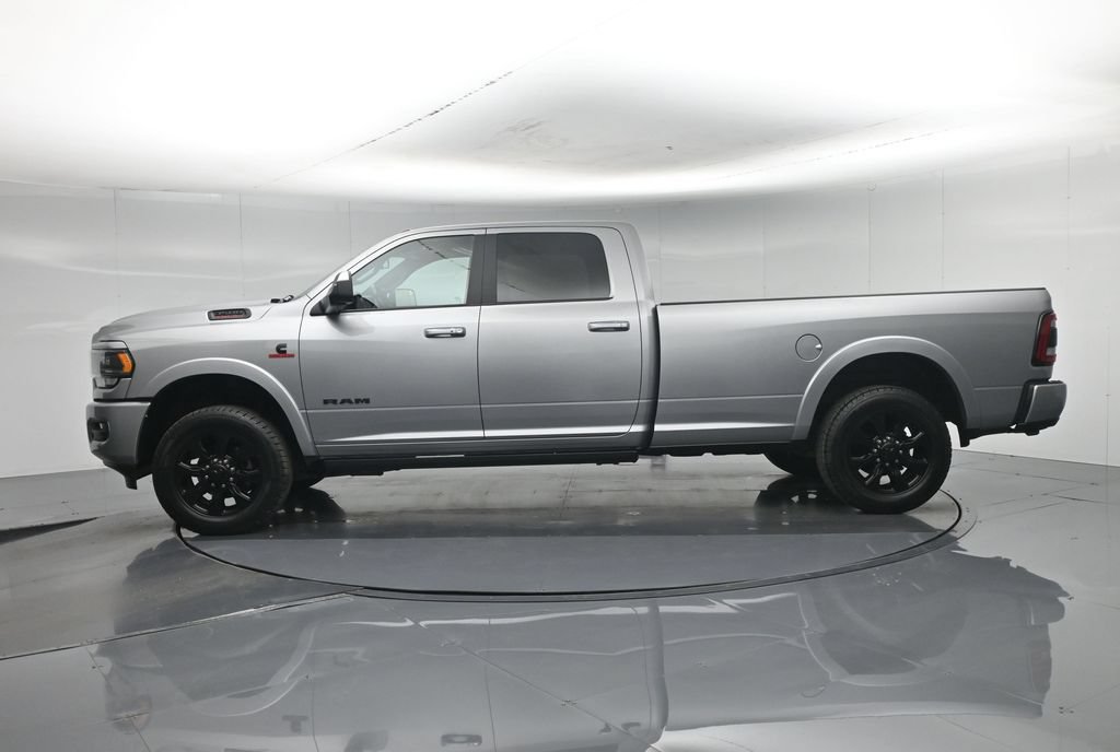 Used 2022 RAM 3500 Limited w/ Night Edition AWD/4WD image 34