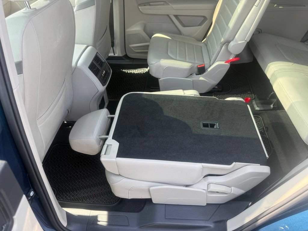 Used 2021 Volkswagen Atlas SEL Premium AWD/4WD image 43