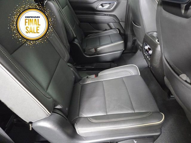 Used 2023 GMC Yukon SLT w/ SLT Premium Package image 19