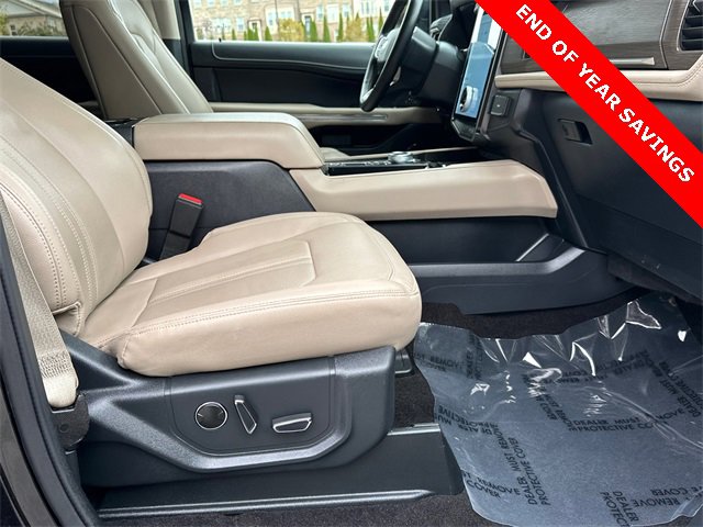 Certified 2022 Ford Expedition Limited image 13