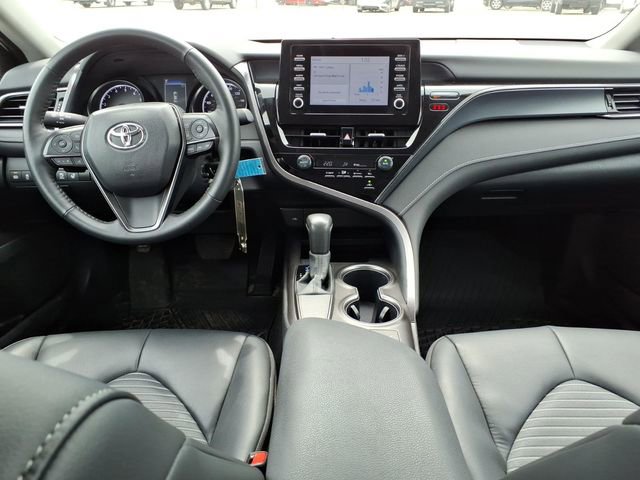 Used 2024 Toyota Camry SE FWD image 11