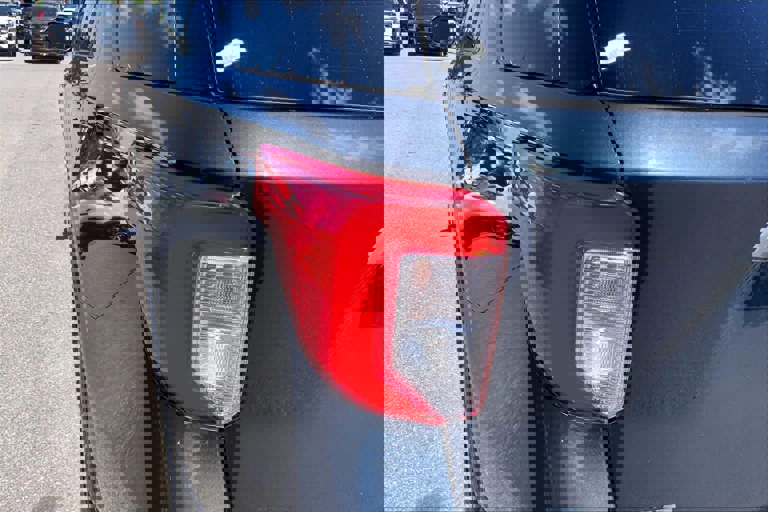 Certified 2023 Ford Explorer XLT w/ Equipment Group 202A image 28