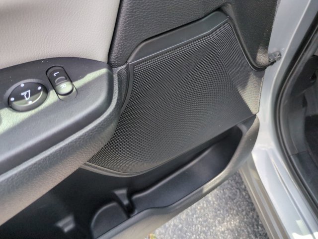 Used 2019 Honda CR-V Touring image 15