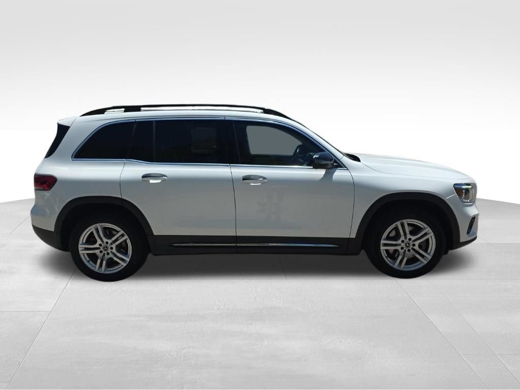 Used 2022 Mercedes-Benz GLB 250 4MATIC image 4
