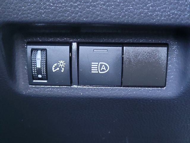 Used 2024 Toyota RAV4 LE AWD/4WD image 18