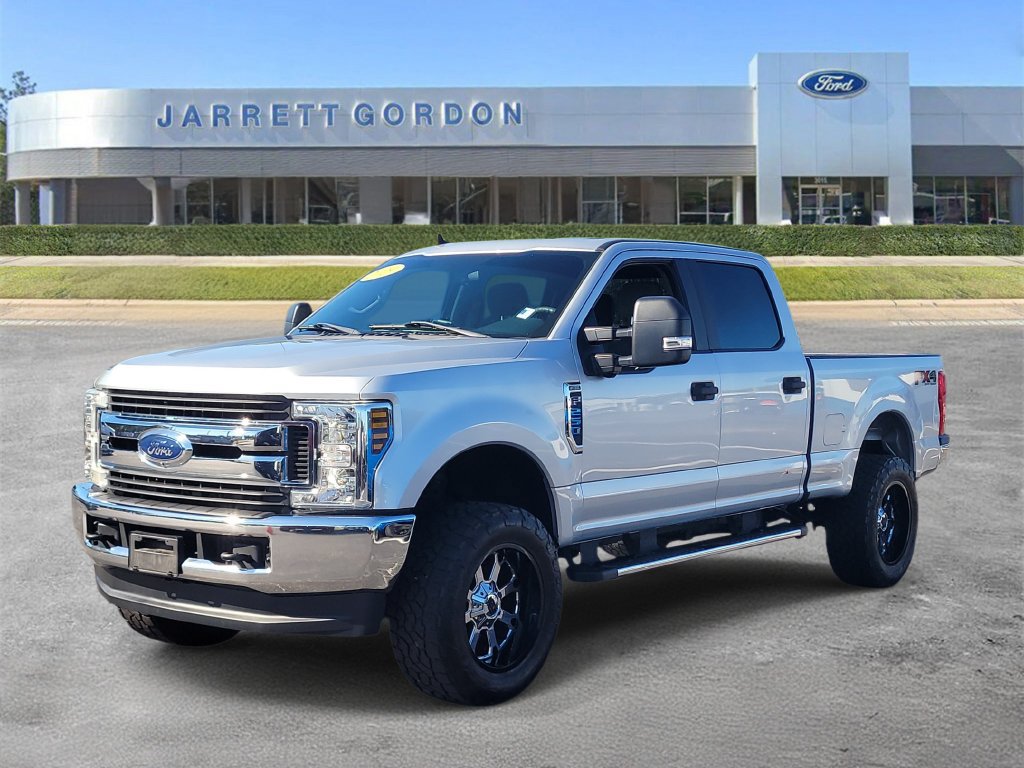 Certified 2019 Ford F250 XL w/ STX Appearance Package AWD/4WD image 2