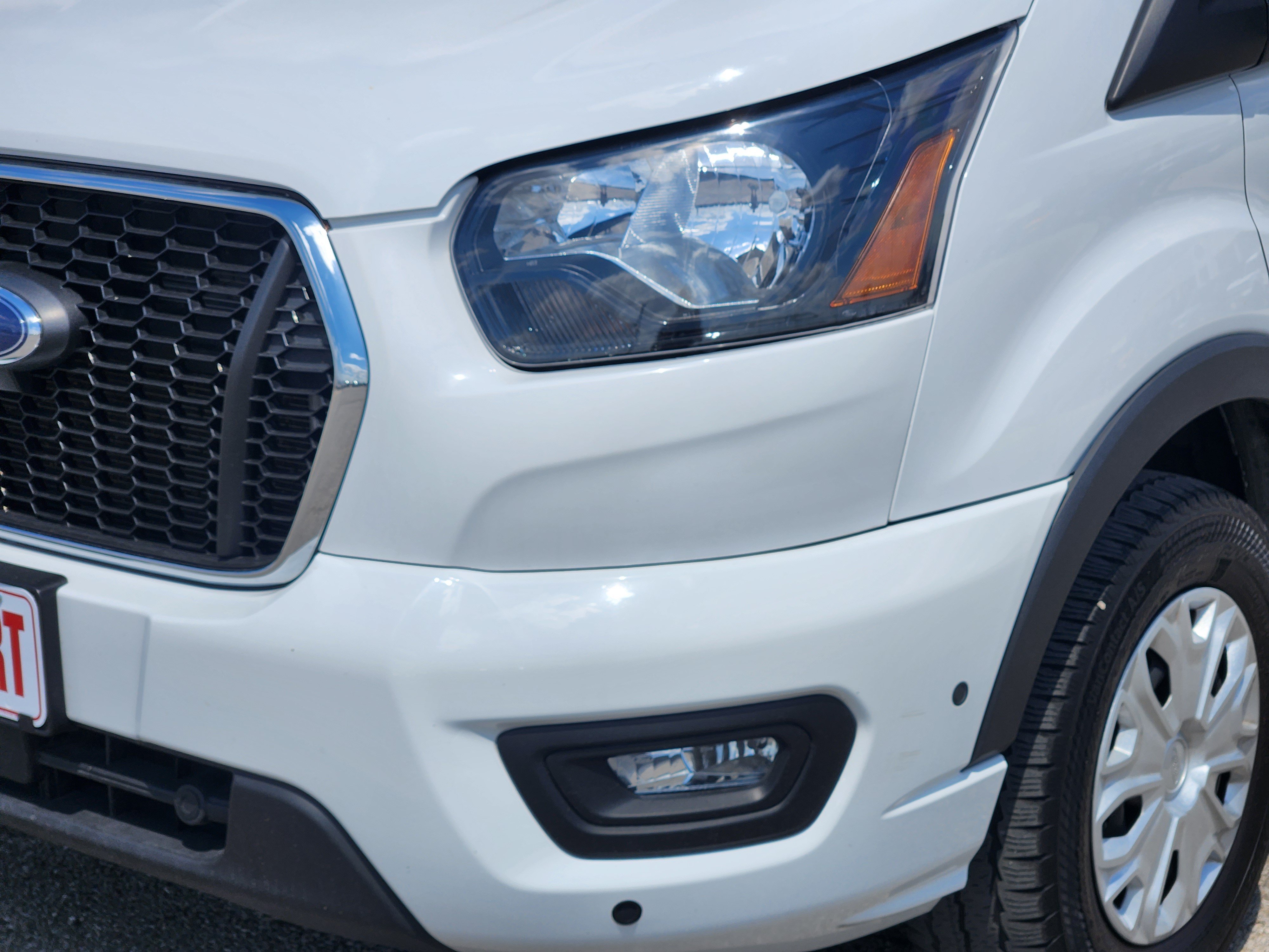 Certified 2025 Ford Transit 350 XLT RWD image 8