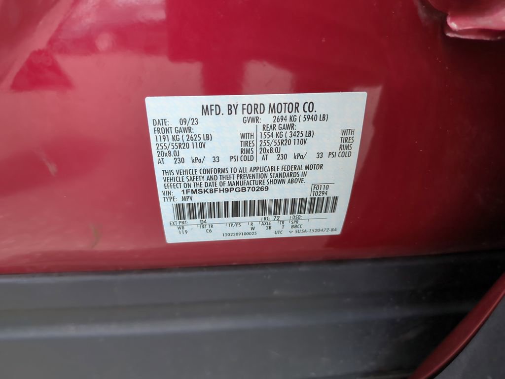 Certified 2023 Ford Explorer Limited w/ Equipment Group 301A AWD/4WD image 41