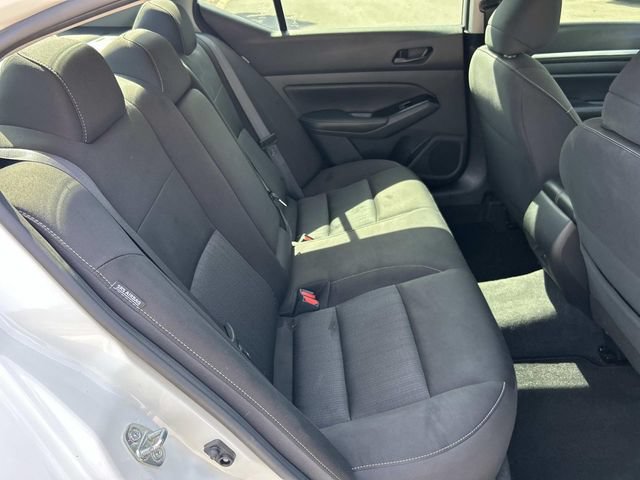 Used 2023 Nissan Altima 2.5 SV FWD image 23
