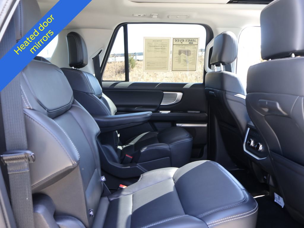 Certified 2025 Ford Expedition Max Platinum image 12