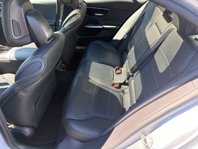 Used 2022 Mercedes-Benz C 300 4MATIC Sedan image 22