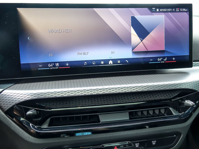 Used 2025 BMW 330i Sedan w/ M Sport Package RWD image 18