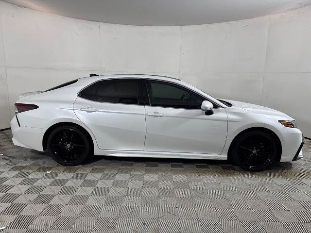 Used 2023 Toyota Camry XSE FWD image 2