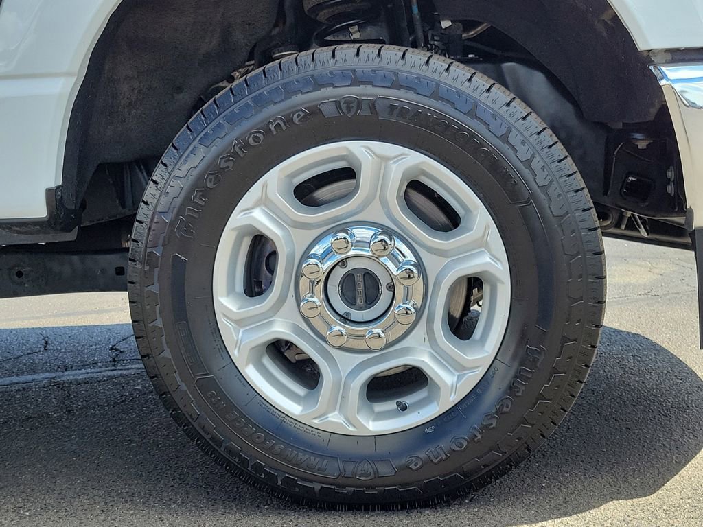 Certified 2025 Ford F250 XLT image 9