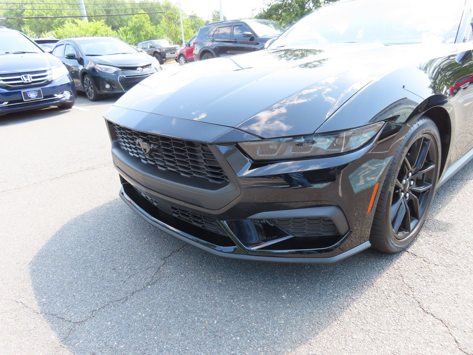 Certified 2025 Ford Mustang Premium RWD image 9