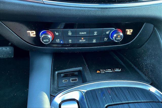 Used 2022 Buick Enclave Premium w/ Experience Buick Package image 36