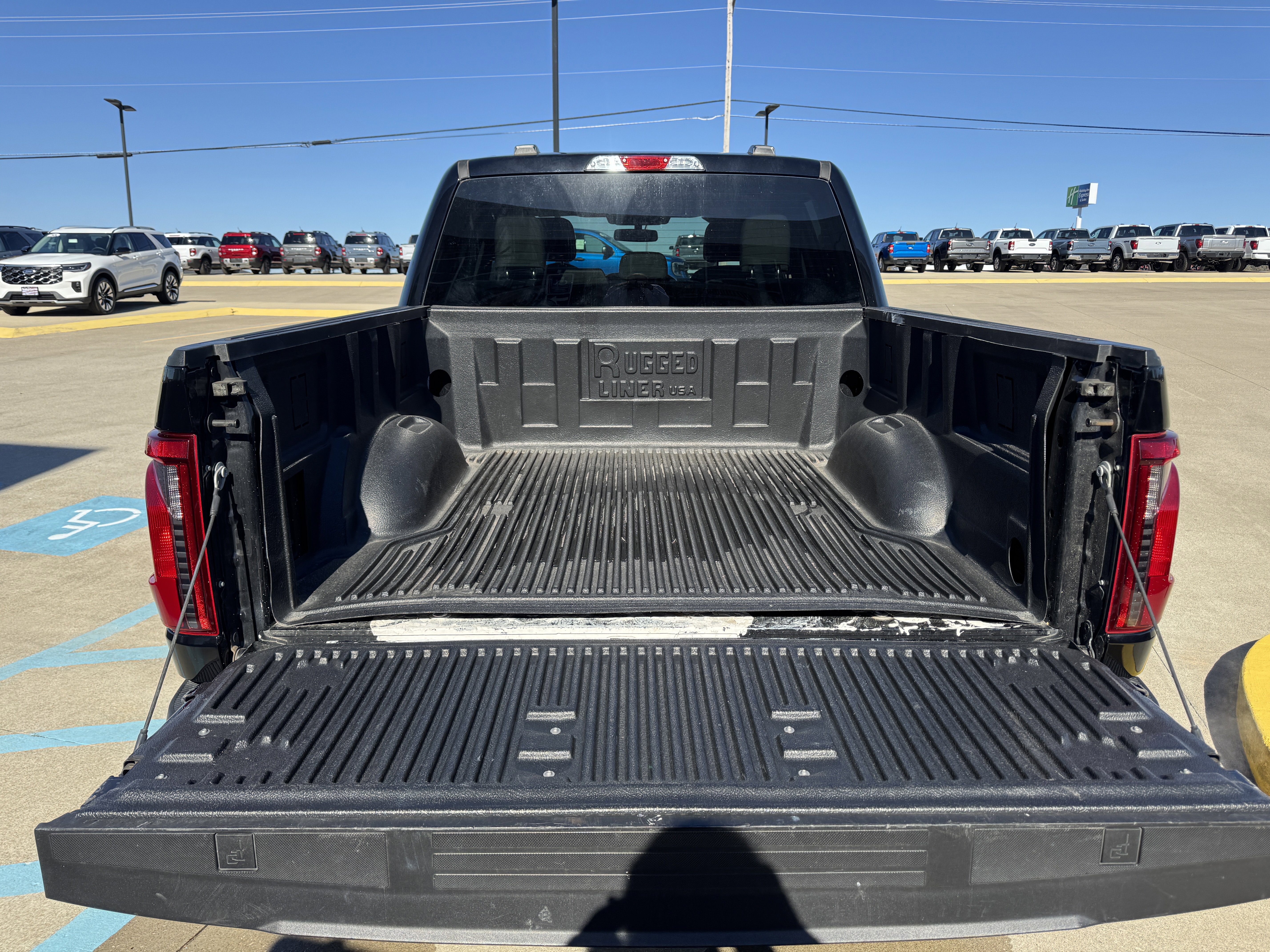 Certified 2024 Ford F150 XLT w/ Mobile Office Package image 39