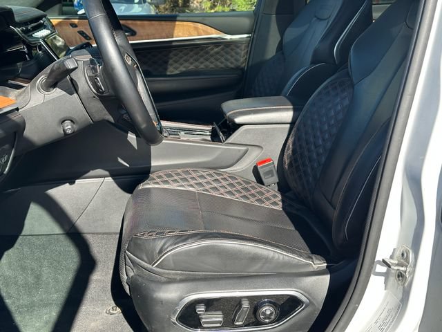 Used 2022 Jeep Grand Cherokee Summit AWD/4WD image 20