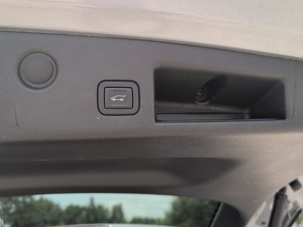 Used 2024 Chevrolet Equinox LT AWD/4WD image 13