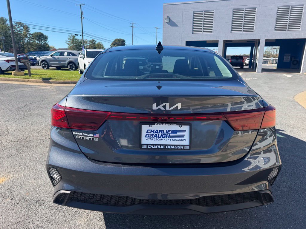 Used 2023 Kia Forte LXS FWD image 4