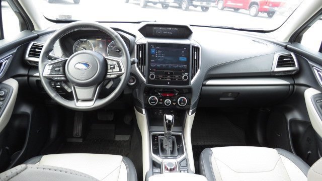 Used 2020 Subaru Forester Limited image 9