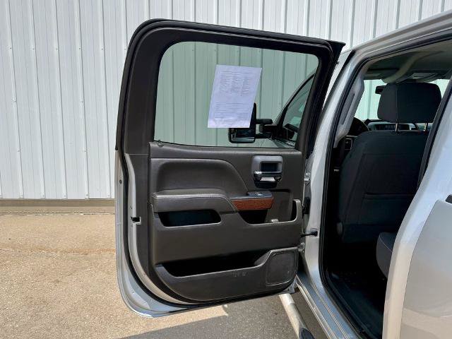 Used 2017 GMC Sierra 2500 SLE w/ Suspension Package, Off-Road AWD/4WD image 15