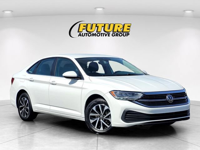 Used 2024 Volkswagen Jetta S image 7