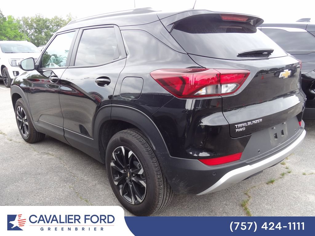 Used 2022 Chevrolet TrailBlazer LT w/ Convenience Package AWD/4WD image 5