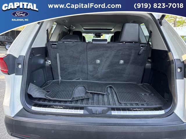 Used 2024 Toyota Grand Highlander Platinum image 16