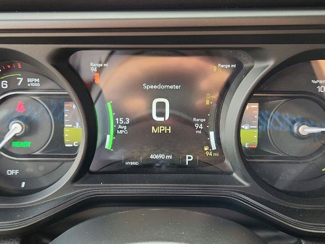 Used 2024 Jeep Wrangler Unlimited Rubicon 4xe AWD/4WD image 11