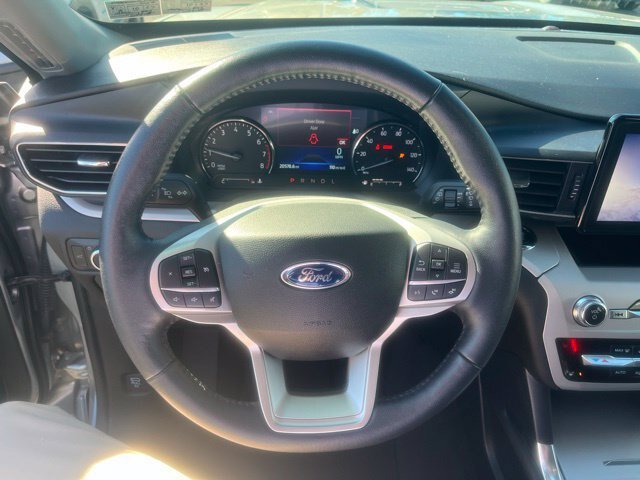 Certified 2023 Ford Explorer XLT w/ Equipment Group 202A AWD/4WD image 13