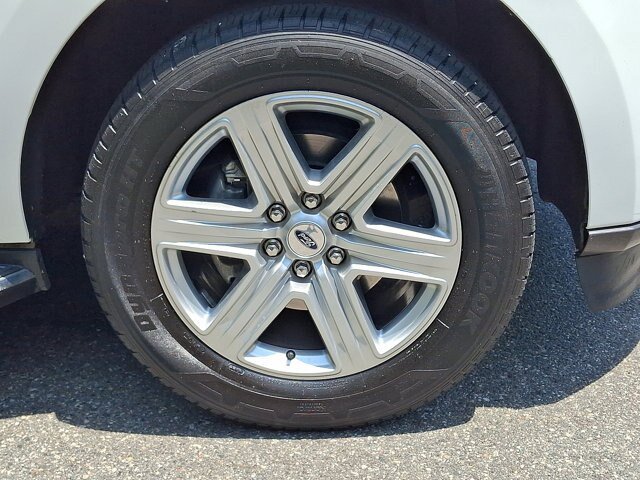 Certified 2020 Ford Expedition XLT w/ Equipment Group 202A AWD/4WD image 18