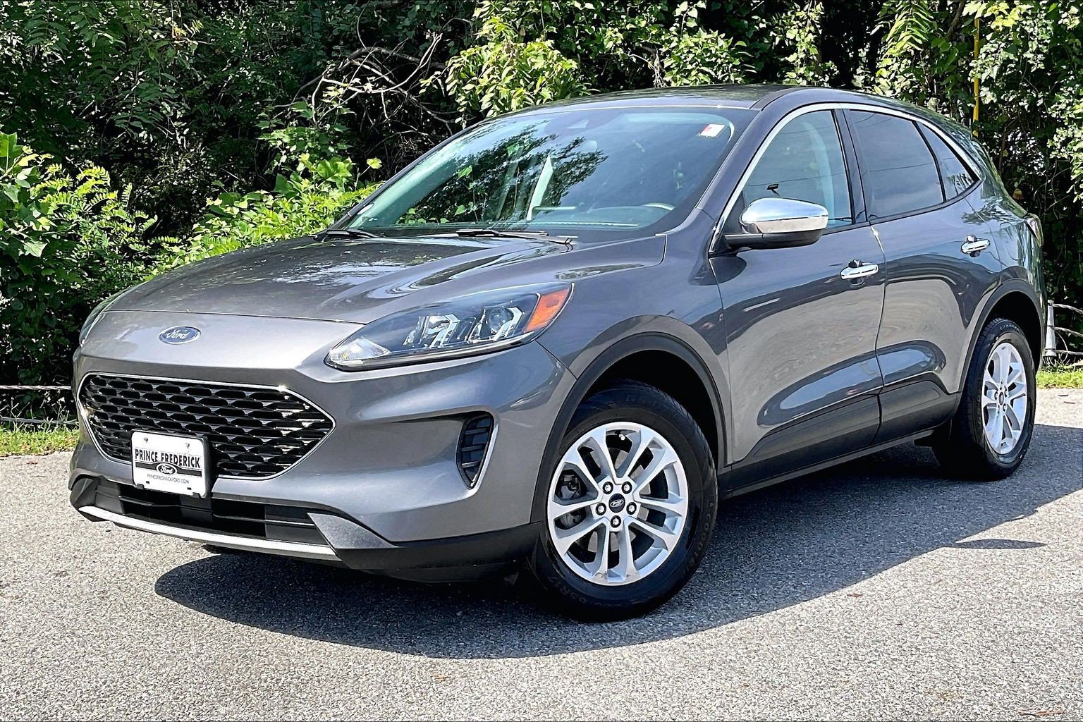 Certified 2021 Ford Escape SE AWD/4WD image 3