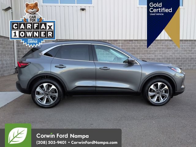 Certified 2025 Ford Escape Platinum AWD/4WD image 2