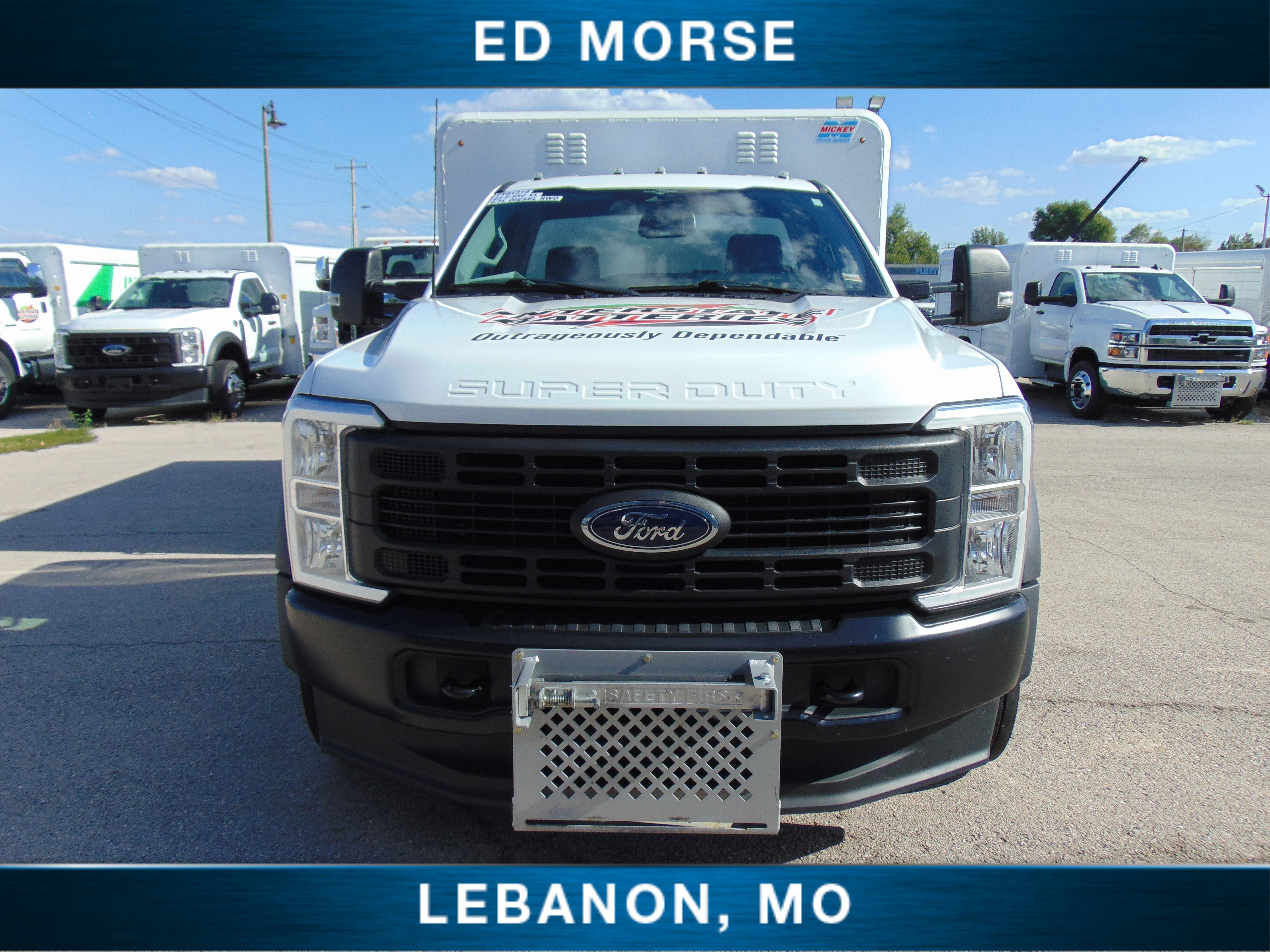 Certified 2023 Ford F550 2WD Regular Cab Super Duty image 8