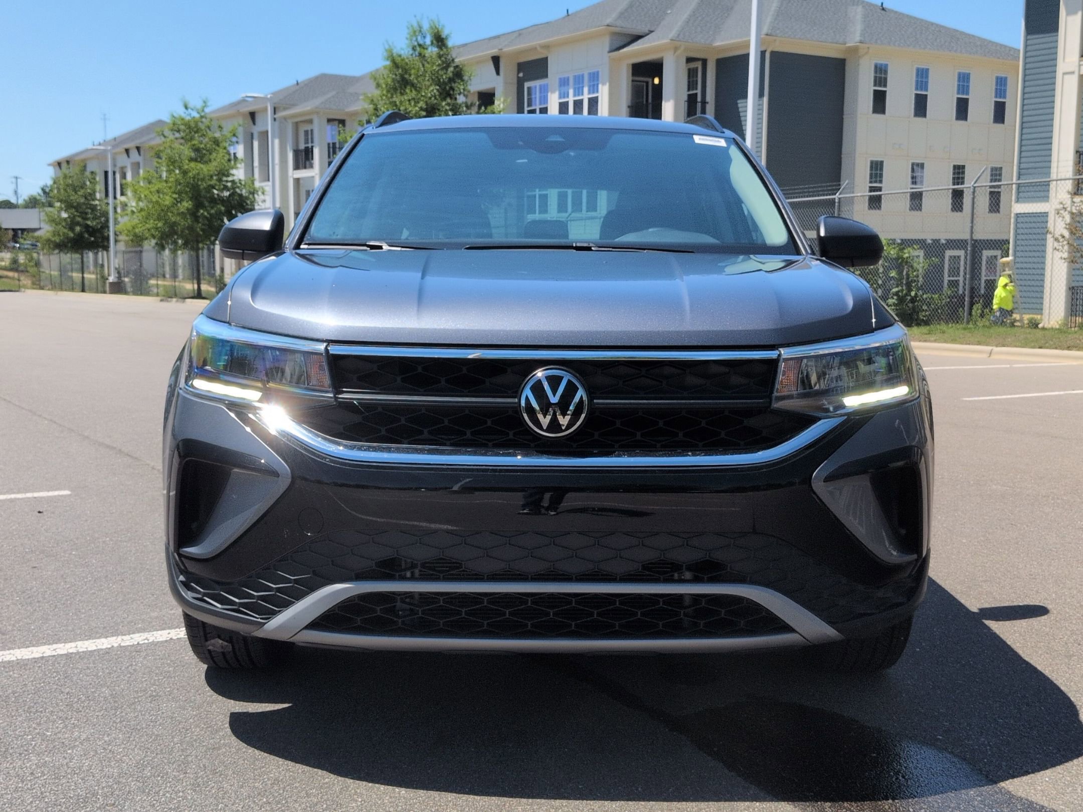 Used 2023 Volkswagen Taos S FWD image 9