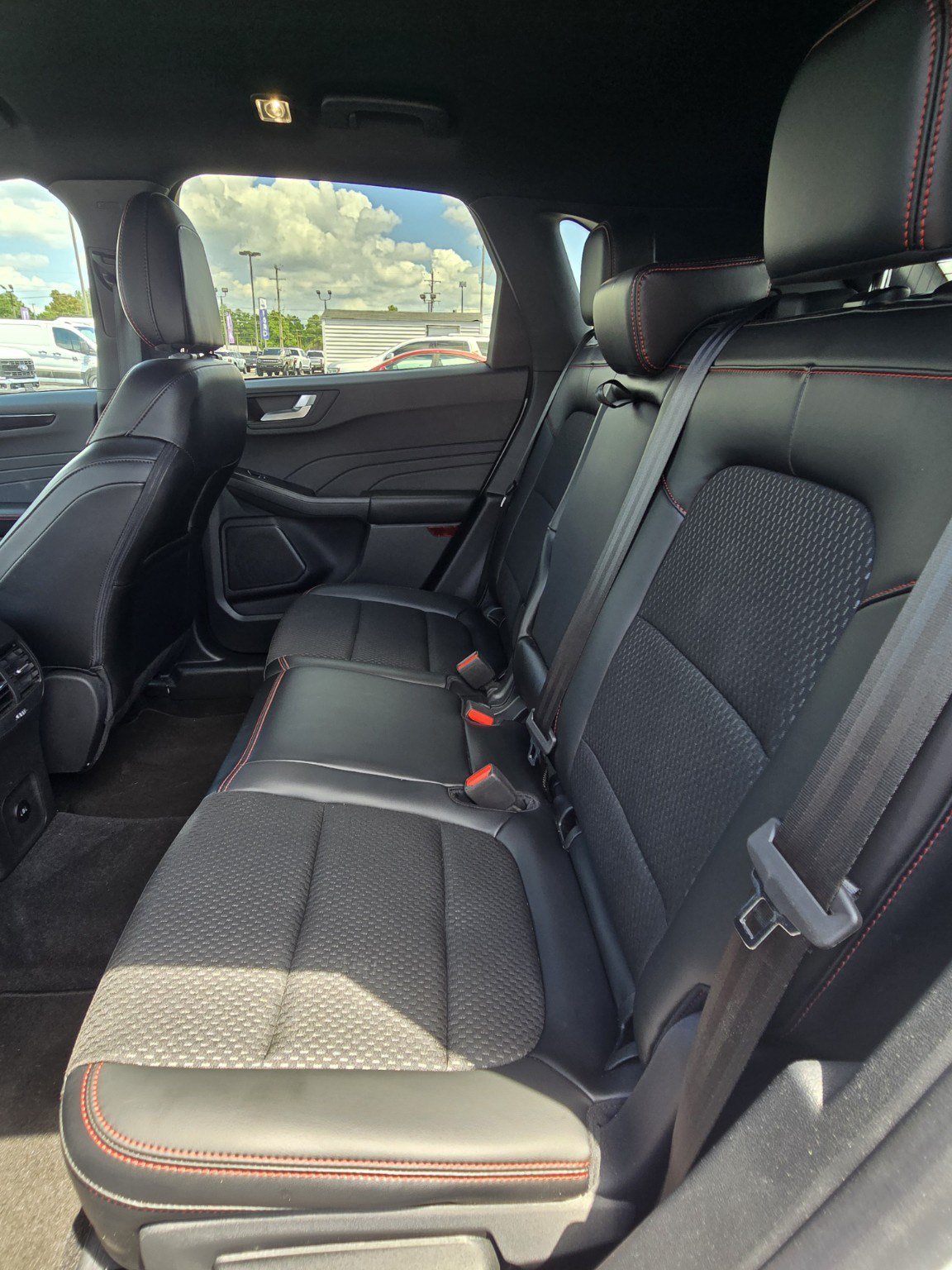 Certified 2025 Ford Escape ST-Line w/ Tech Pack #1 AWD/4WD image 14