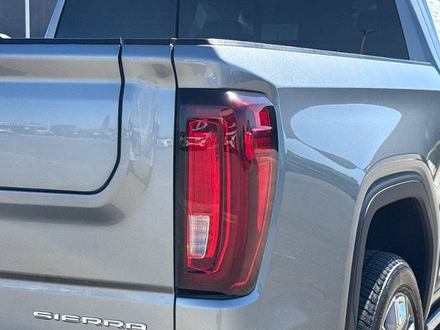 Used 2025 GMC Sierra 1500 Denali w/ Denali Reserve Package AWD/4WD image 23