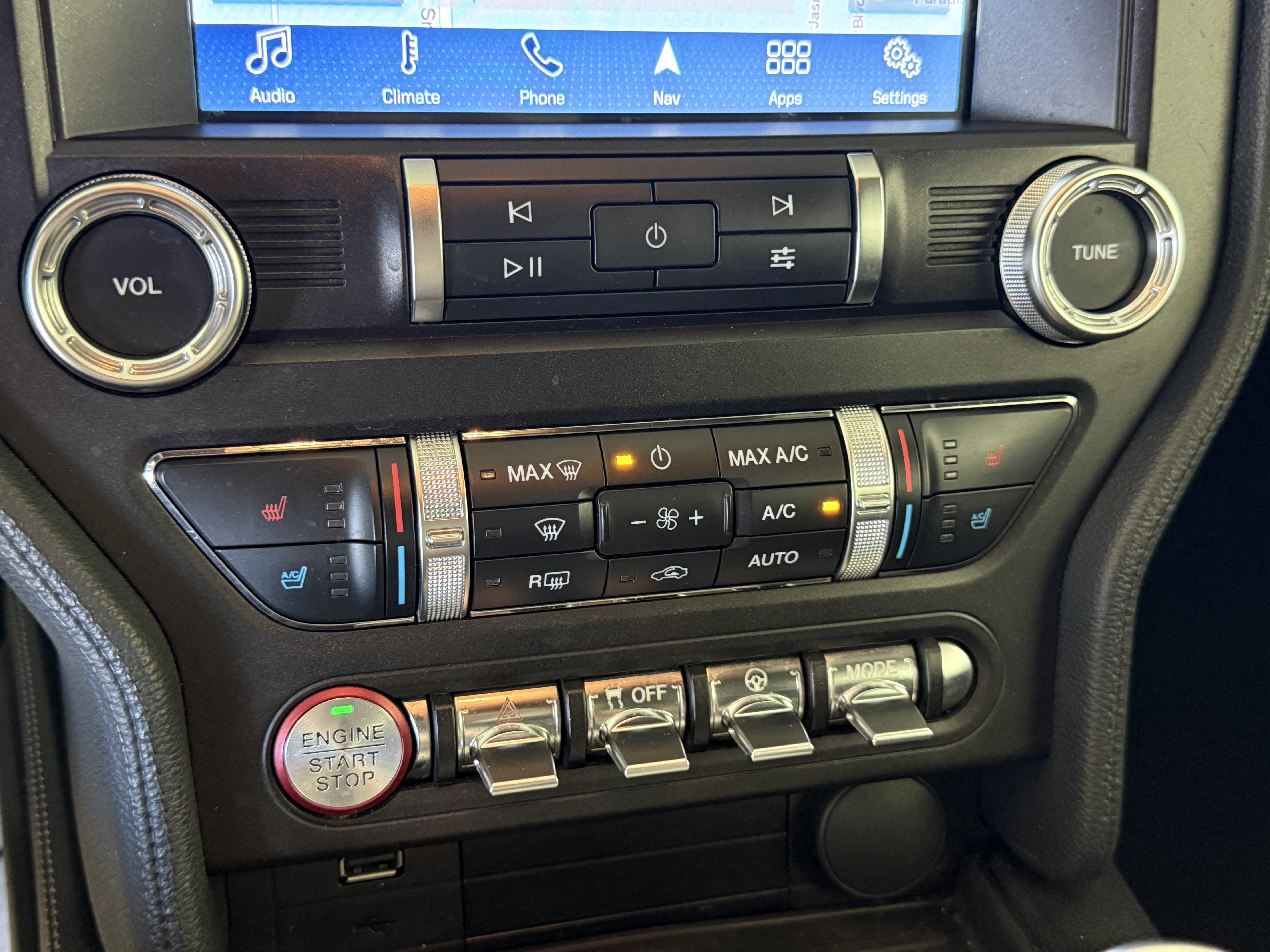 Certified 2019 Ford Mustang GT Premium w/ Equipment Group 401A image 23