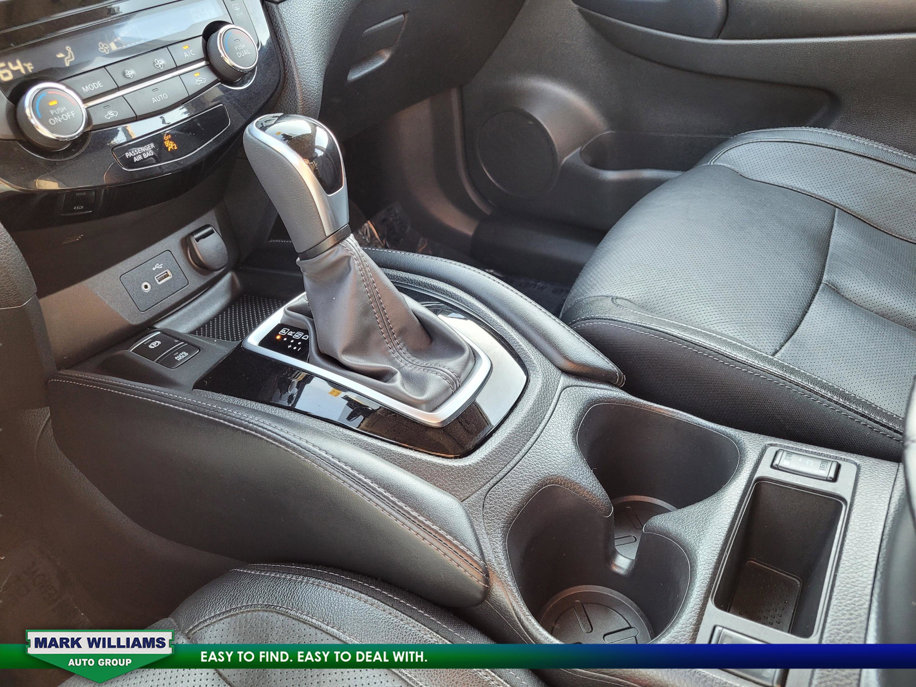 Used 2019 Nissan Rogue SL w/ Premium Package image 25