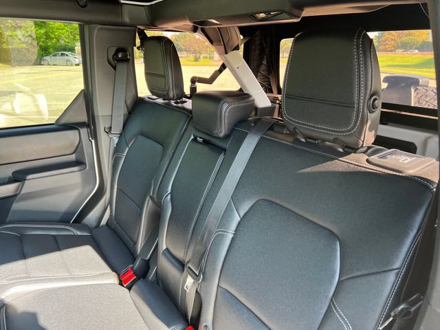 Certified 2025 Ford Bronco Badlands AWD/4WD image 25