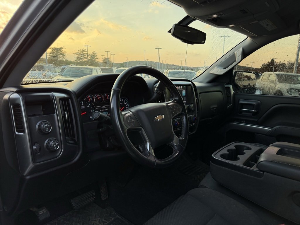 Used 2018 Chevrolet Silverado 1500 LT w/ All Star Edition image 10