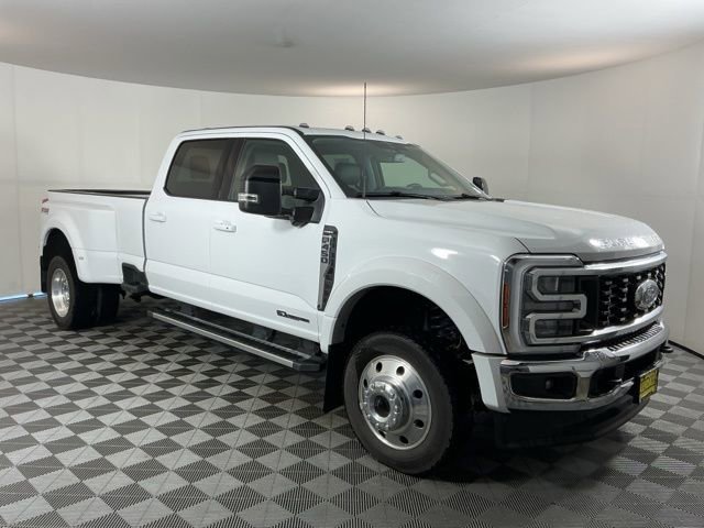 Certified 2025 Ford F450 Lariat w/ FX4 Off-Road Package AWD/4WD image 3