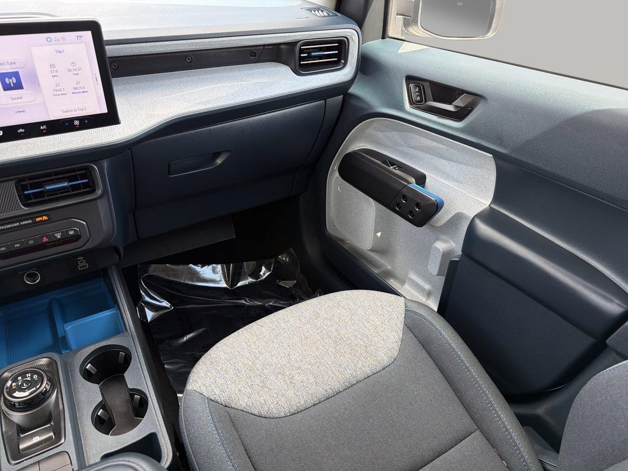 Certified 2025 Ford Maverick XLT FWD image 15
