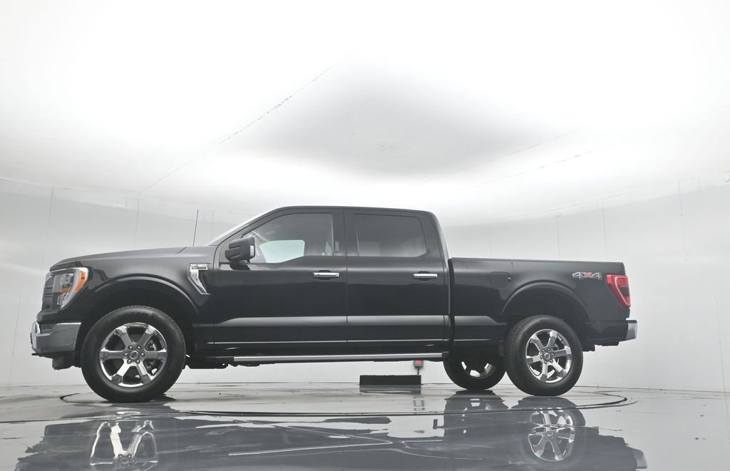 Certified 2022 Ford F150 XLT w/ Equipment Group 302A High image 23