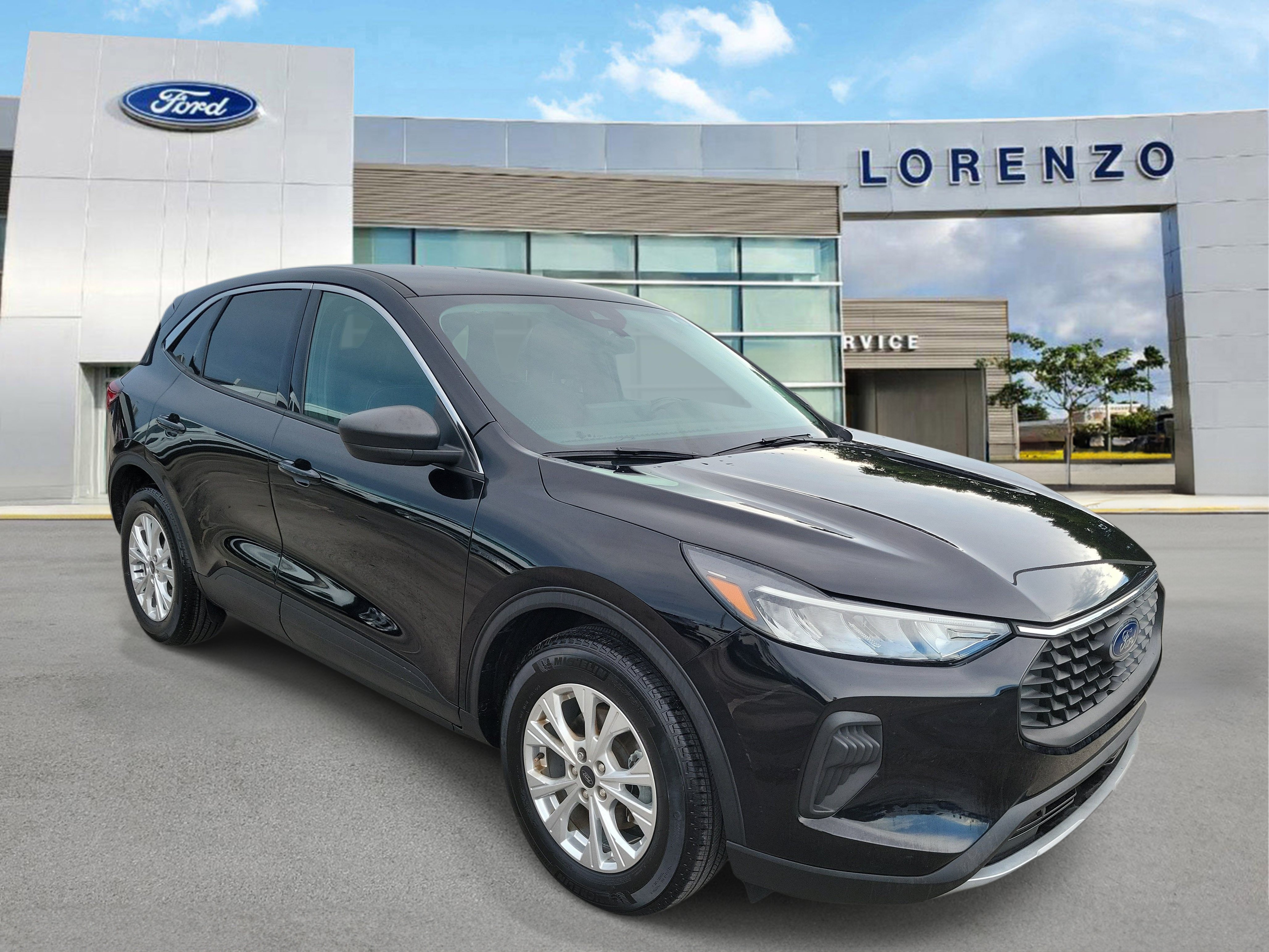 Certified 2024 Ford Escape Active w/ Tech Pack #1 FWD image 3